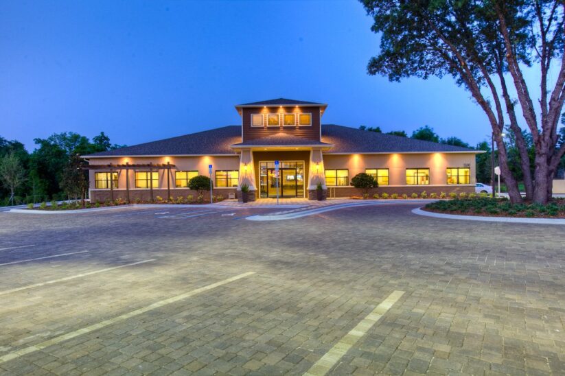 RLH prjts comm aloma square fl 02