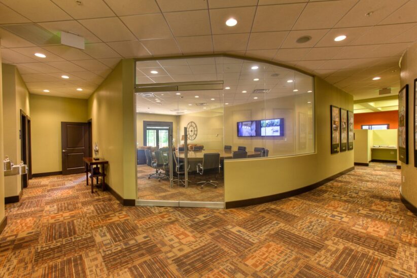 RLH prjts comm aloma square fl 07