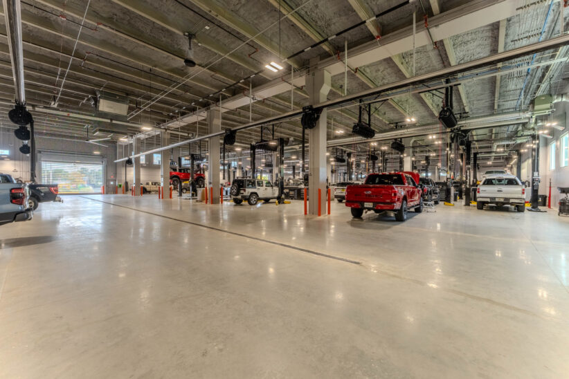 Ford Mullinax Commercial Repair Facility